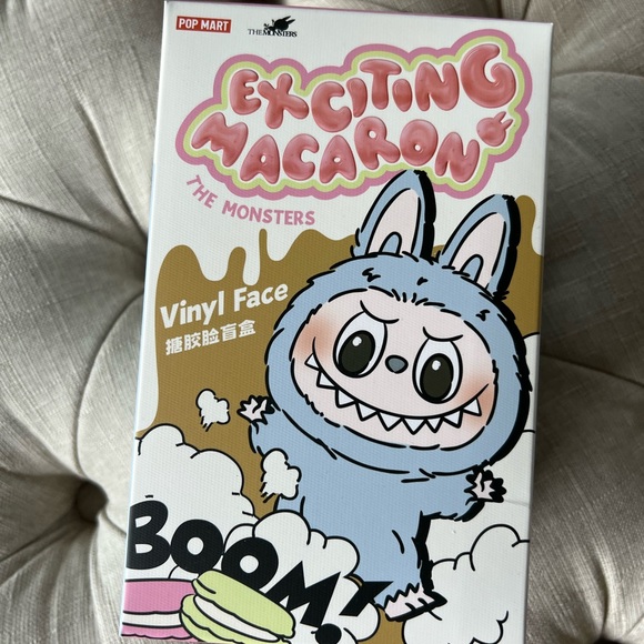 POPMART LABUBU LYCHEE BERRY SEALED - Picture 2 of 4